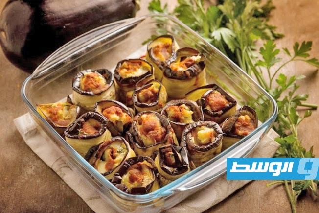 لفائف الباذنجان بالمعكرونة