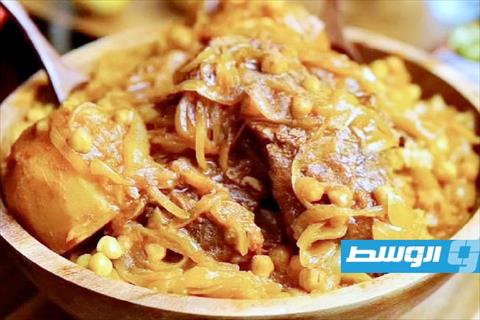 أرز بالبصلة والحمص على الطريقة الليبية