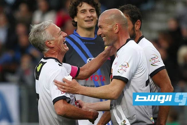 الاتحاد الفرنسي يستعد لتوقيع العقود الرسمية مع زيدان لقيادة «الديوك»