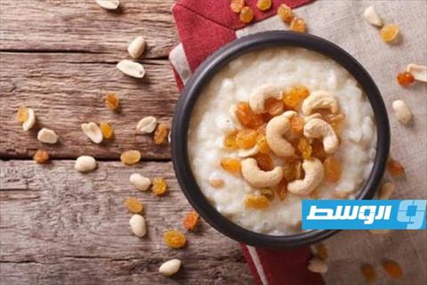 أرز بالحليب في الفرن بالأيس كريم والمكسرات