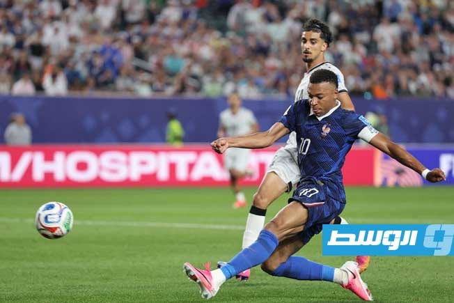 فصل جديد في سباق هداف كأس العالم.. مبابي يطارد المجد أمام إنجلترا