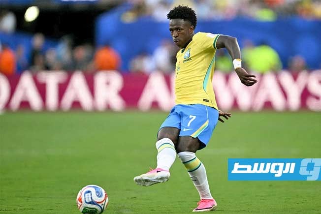 فينيسيوس يطالب بمراجعة الأسلوب التكتيكي لمنتخب البرازيل