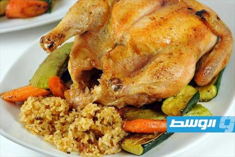 دجاج بحشوة الأرز والبصل