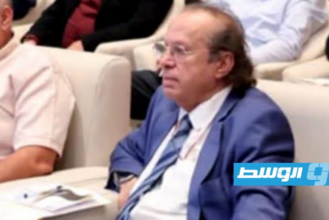 السري يطالب بتطوير المسابقات وإنهاء الملاعب الصناعية