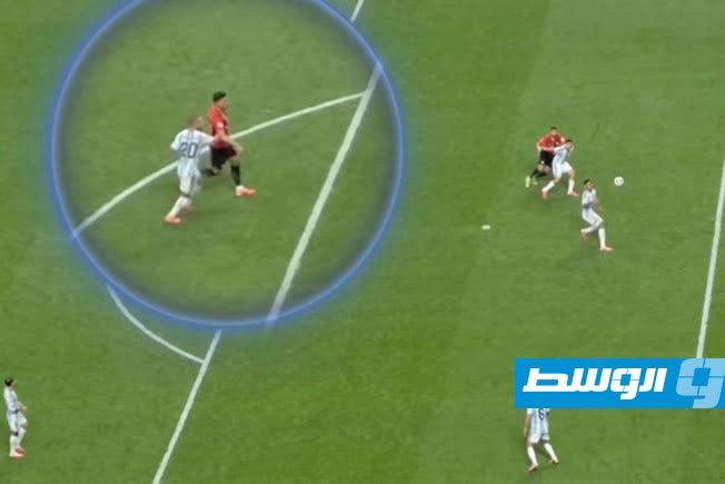 فيديو يكشف كيف حرم الحكم منتخب مصر من هدف وأهدى الفوز للأرجنتين