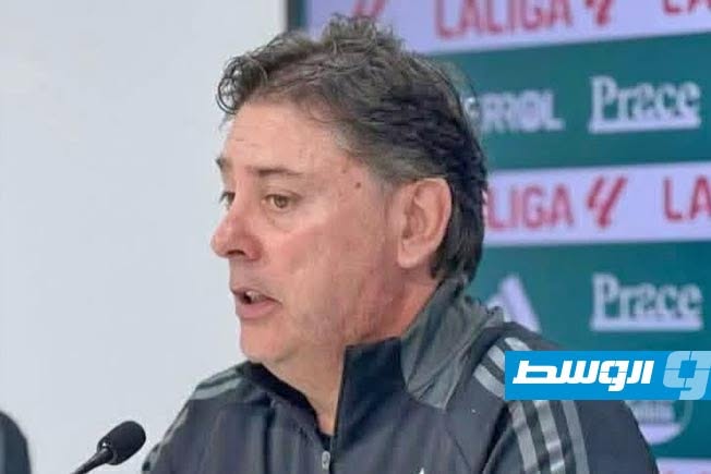 المدينة يراهن على الخبرة.. أليخاندرو مينانديز يقود الفريق في الموسم الجديد