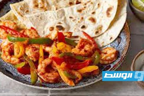 فاهيتا الجمبري.. وجبة سريعة بنكهة مكسيكية شهية