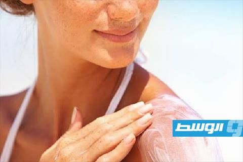 وصفة طبيعية من مطبخك لتهدئة آثار حروق الشمس على البشرة