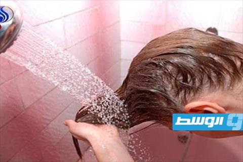 حيلة سهلة لإزالة رمل البحر العالق في الشعر دون عناء