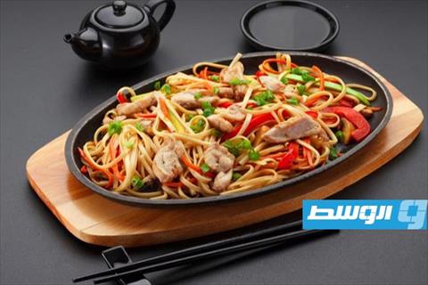 نودلز دجاج بالصويا صوص